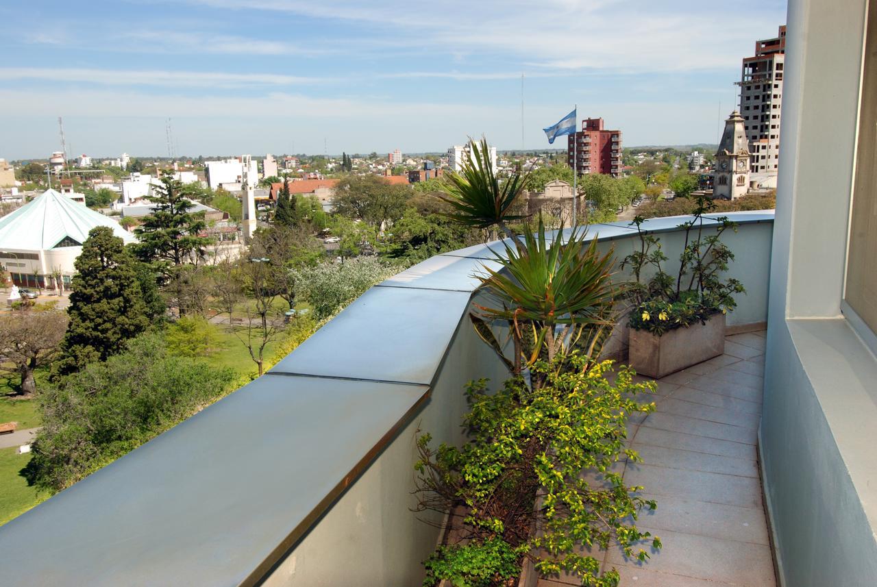 Plaza Suites Campana Exteriör bild