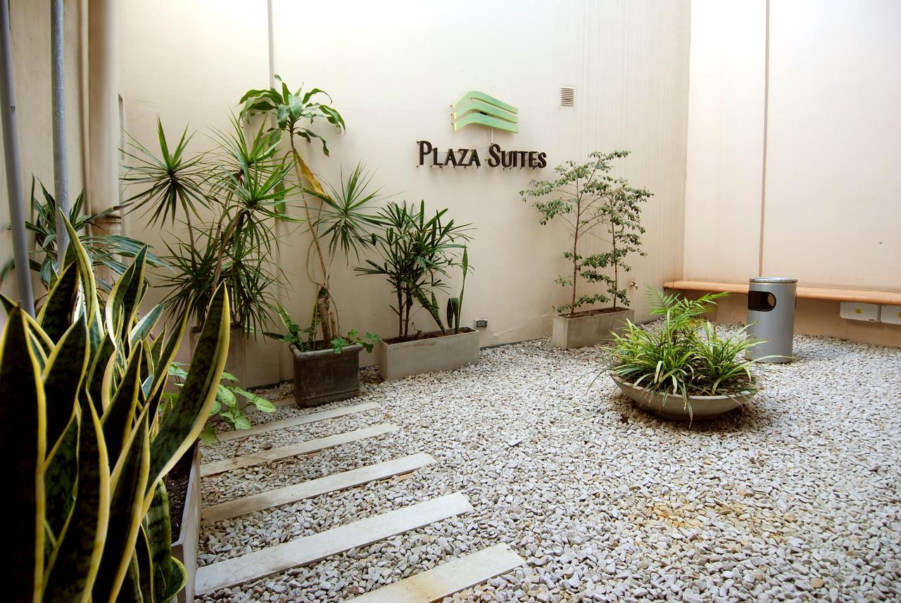 Plaza Suites Campana Exteriör bild